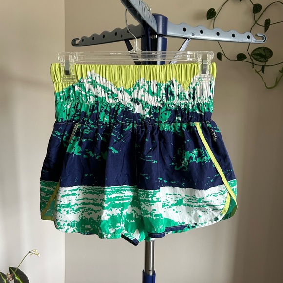 FP Movement way home short - Picture 1 of 7